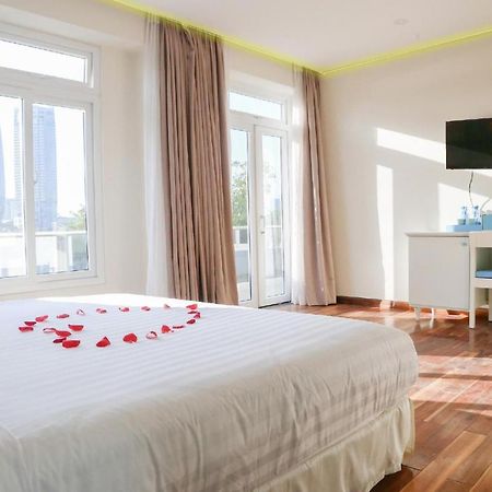 Co Xanh Hotel Da Nang Zewnętrze zdjęcie